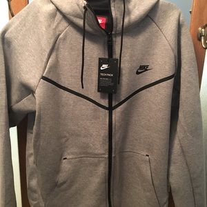 Nike Tech Fleece Sweatshirt